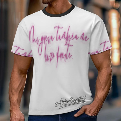 Camiseta rosa AriasCreative de streetwear premium con frase motivadora, diseñada por SALE-Personal Design, vista en la imagen.